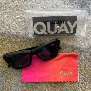 Quay On the Radio Sunglasses